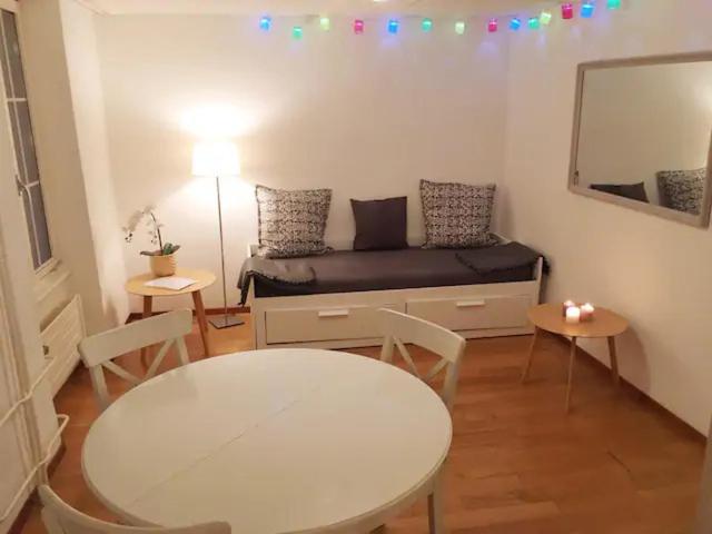 Parking Voiture & Appartement 2Pcs Lausanne Centre Luaran gambar